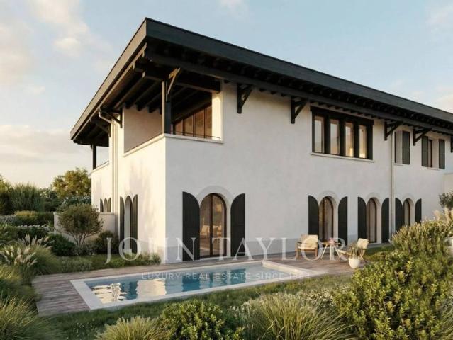 Villa de luxe de 2 pièces en vente Saint Jean de Luz, France