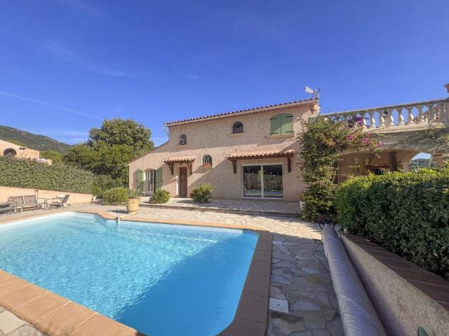 Villa de luxe de 3 chambres en vente Cavalaire sur Mer, France