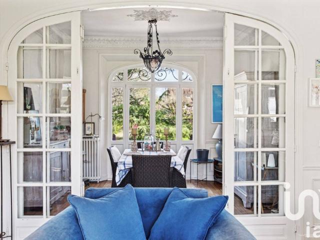 Villa de luxe de 3 chambres en vente Bois le Roi, Île de France
