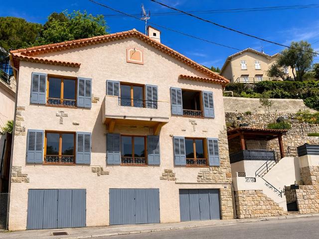 Villa de luxe de 3 chambres en vente Grasse, France
