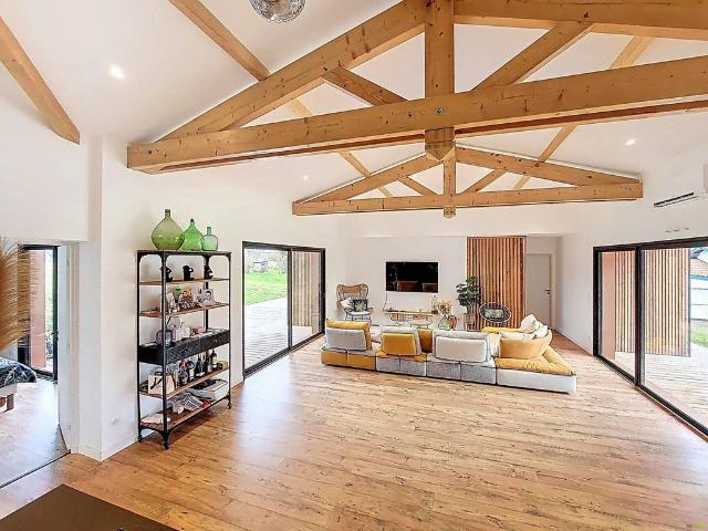 Villa de luxe de 3 chambres en vente Saubrigues, France