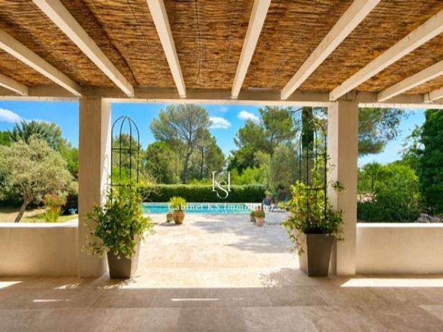 Villa de luxe de 3 chambres en vente Saint Maximin la Sainte Baume, Provence Alpes Côte d'Azur