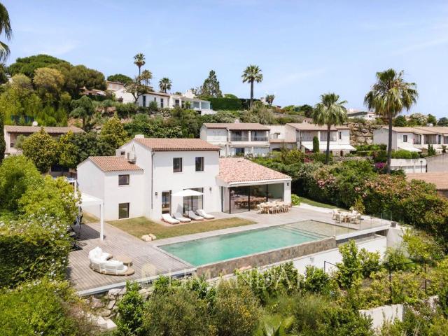 Villa de luxe de 4 chambres en location Villeneuve Loubet, Provence Alpes Côte d'Azur