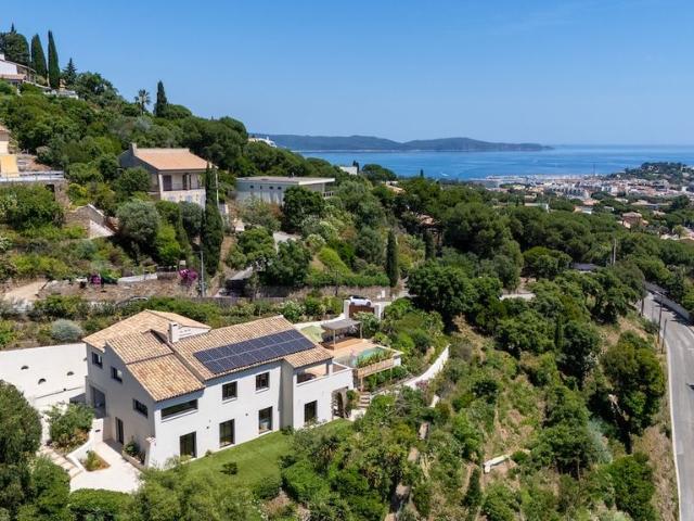 Villa de luxe de 4 chambres en vente Cavalaire sur Mer, France