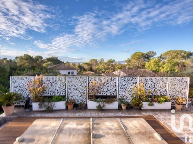 Villa de luxe de 5 pièces en vente Fréjus, Provence Alpes Côte d'Azur
