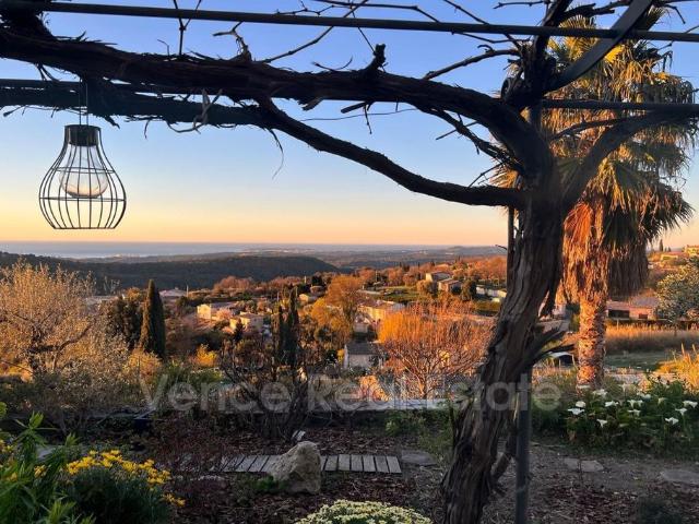 Villa de luxe de 4 chambres en vente Tourrettes sur Loup, France