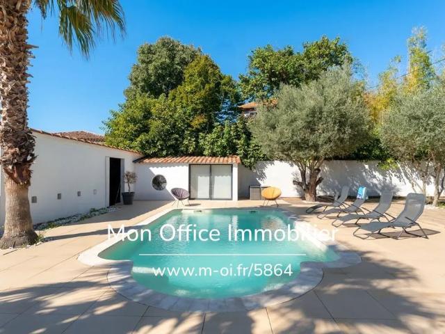Villa de luxe de 4 pièces en vente Marseille, France