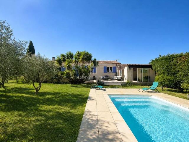 Villa de luxe de 4 pièces en vente Arles, Provence Alpes Côte d'Azur