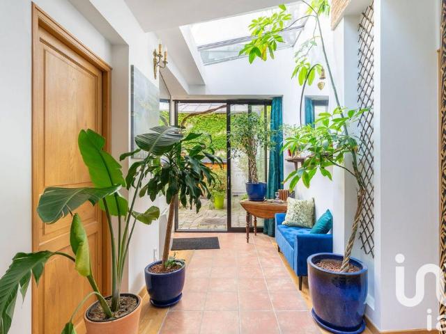 Villa de 4 pièces de luxe en vente Buttes Chaumont, Villette, Bas Belleville, France