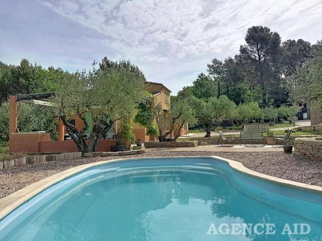 Villa de luxe de 4 pièces en vente Cuges les Pins, France
