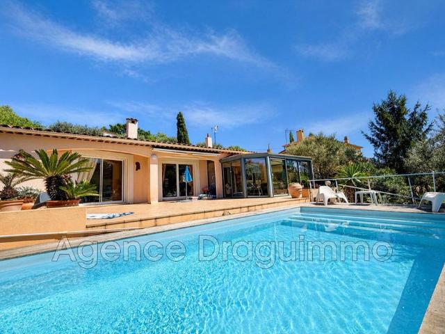 Villa de luxe de 4 pièces en vente Draguignan, Provence Alpes Côte d'Azur