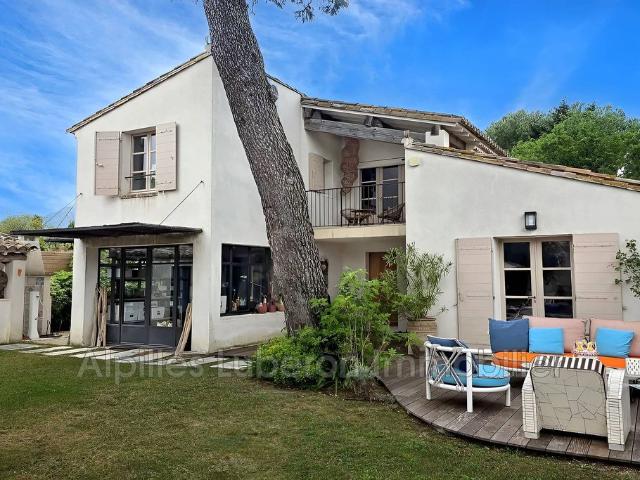 Villa de luxe de 4 pièces en vente Eygalières, France