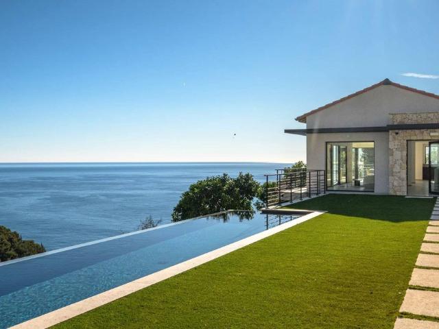 Villa de luxe de 4 pièces en vente Roquebrune Cap Martin, Provence Alpes Côte d'Azur