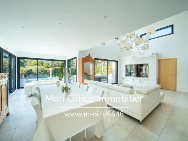 Villa de luxe de 4 pièces en vente Saint Cannat, Provence Alpes Côte d'Azur
