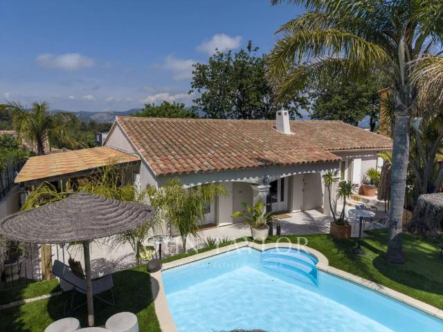 Villa de luxe de 4 pièces en vente Six Fours les Plages, Provence Alpes Côte d'Azur