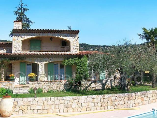 Villa de luxe de 4 pièces en vente Spéracèdes, Provence Alpes Côte d'Azur