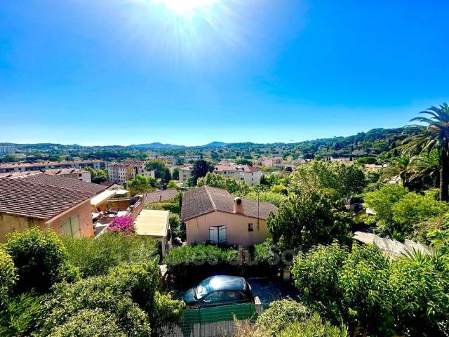 Villa de luxe de 4 pièces en vente Toulon, France