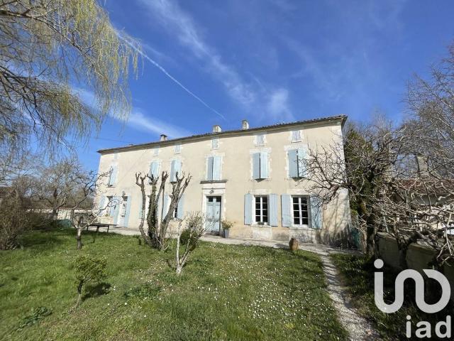 Villa de luxe de 5 chambres en vente Lagarde sur le Né, France