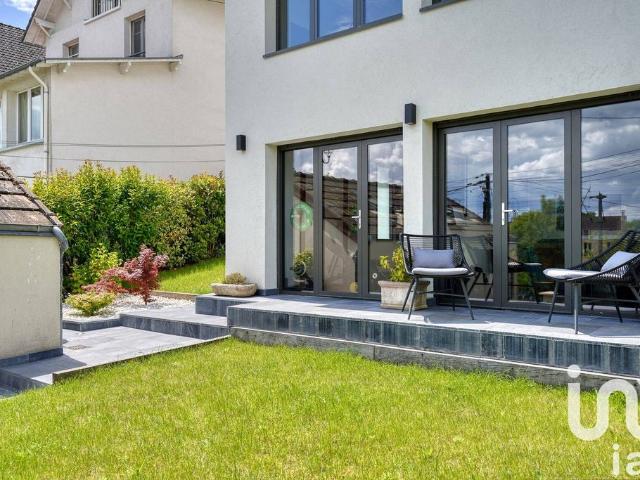 Villa de luxe de 5 chambres en vente Villennes sur Seine, France