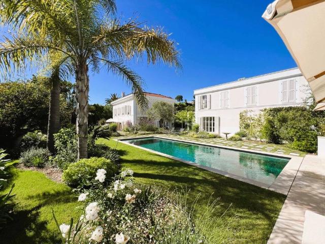 Villa de luxe de 5 pièces en location Antibes, Provence Alpes Côte d'Azur
