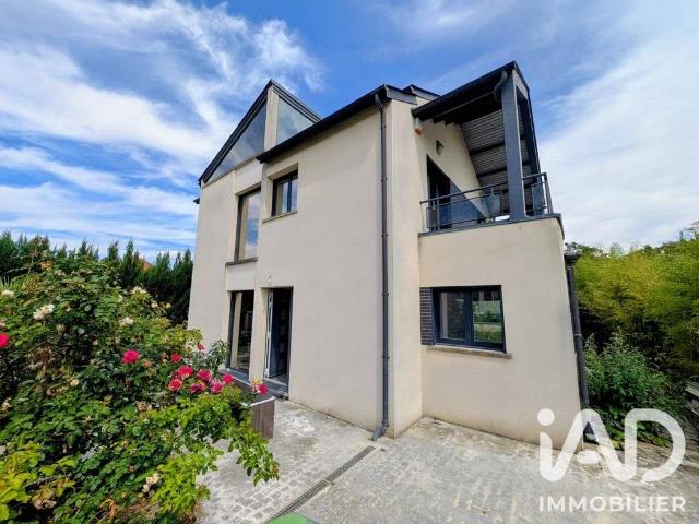 Villa de luxe de 5 pièces en location Ézanville, France