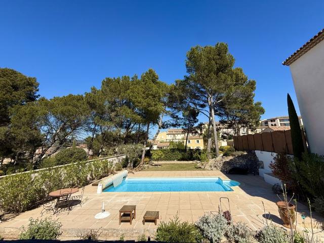 Villa de luxe de 5 pièces en vente Mallemort, Provence Alpes Côte d'Azur