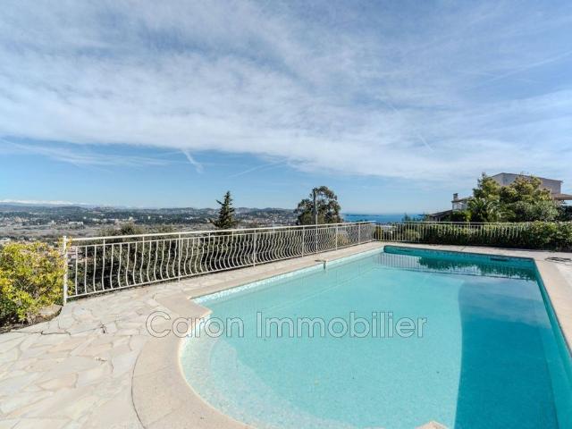 Villa de luxe de 5 pièces en vente Mandelieu, France