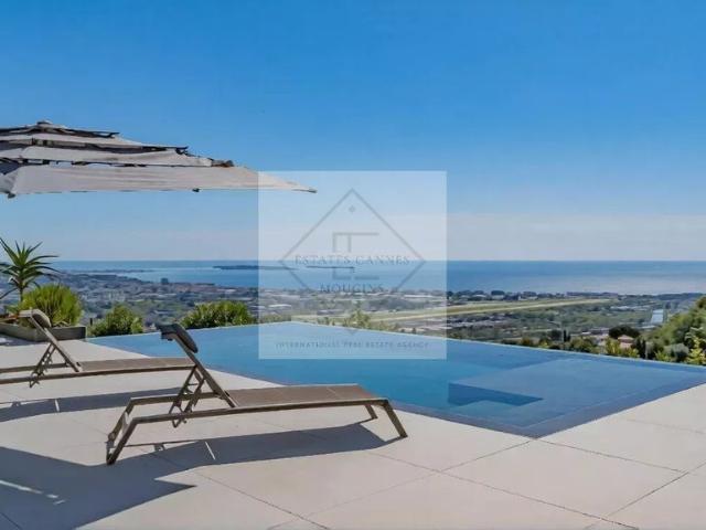 Villa de luxe de 5 pièces en vente Mandelieu, Provence Alpes Côte d'Azur