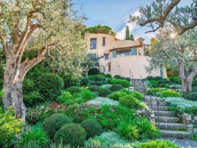 Villa de luxe de 5 pièces en vente Mouans Sartoux, France