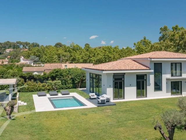 Villa de luxe de 5 pièces en vente Mougins, France