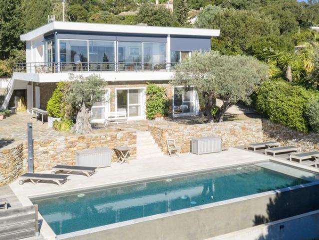 Villa de luxe de 5 pièces en vente Cavalaire sur Mer, Provence Alpes Côte d'Azur