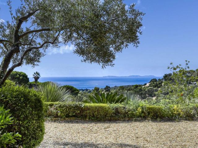 Villa de luxe de 5 pièces en vente La Croix Valmer, France