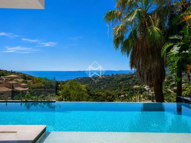 Villa de luxe de 5 pièces en vente Les Issambres, France