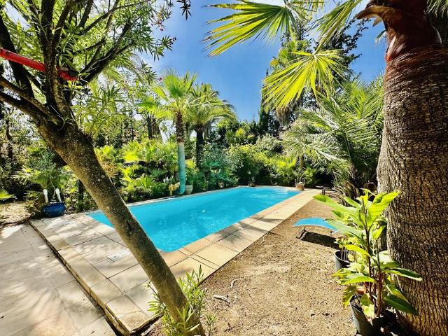 Villa de luxe de 5 pièces en vente Saint Aygulf, France