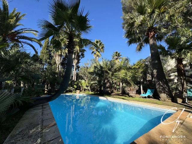 Villa de luxe de 5 pièces en vente Saint Aygulf, Provence Alpes Côte d'Azur
