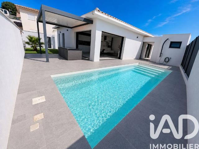 Villa de luxe de 5 pièces en vente Saint Cyr sur Mer, France