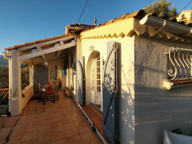 Villa de luxe de 5 pièces en vente Toulon, Provence Alpes Côte d'Azur