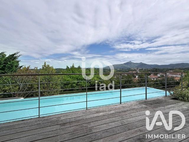Villa de luxe de 5 pièces en vente Urrugne, France