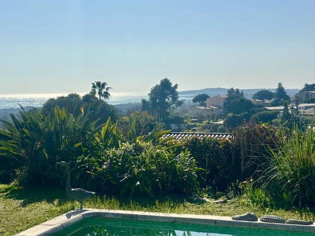 Villa de luxe de 5 pièces en vente Villeneuve Loubet, Provence Alpes Côte d'Azur