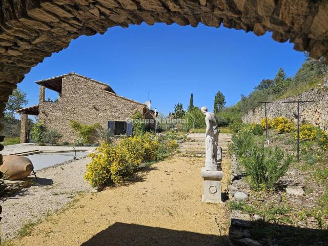 Villa de 6 pièces de luxe en location Le Beaucet, Provence Alpes Côte d'Azur