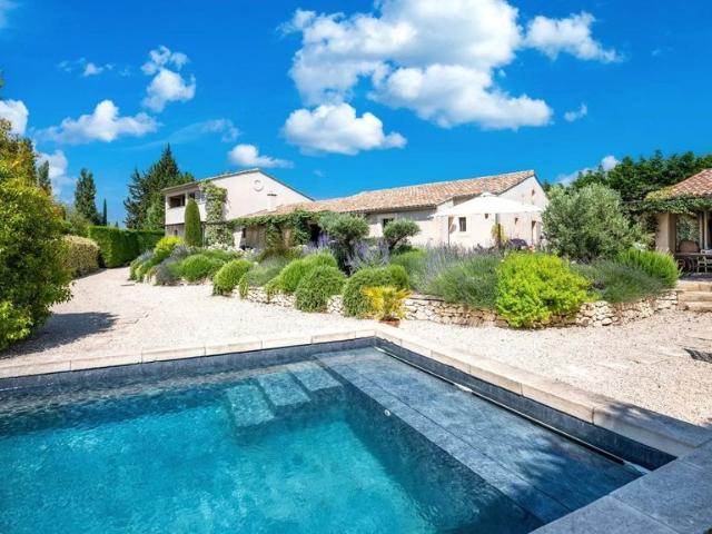 Villa de luxe de 6 pièces en vente Maussane, France