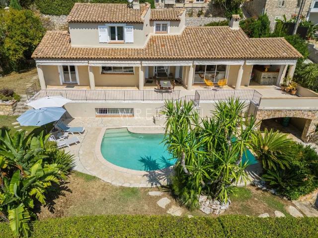 Villa de luxe de 6 pièces en vente Mougins, Provence Alpes Côte d'Azur