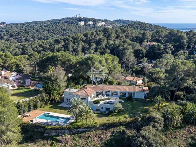 Villa de luxe de 6 pièces en vente Mougins, Provence Alpes Côte d'Azur