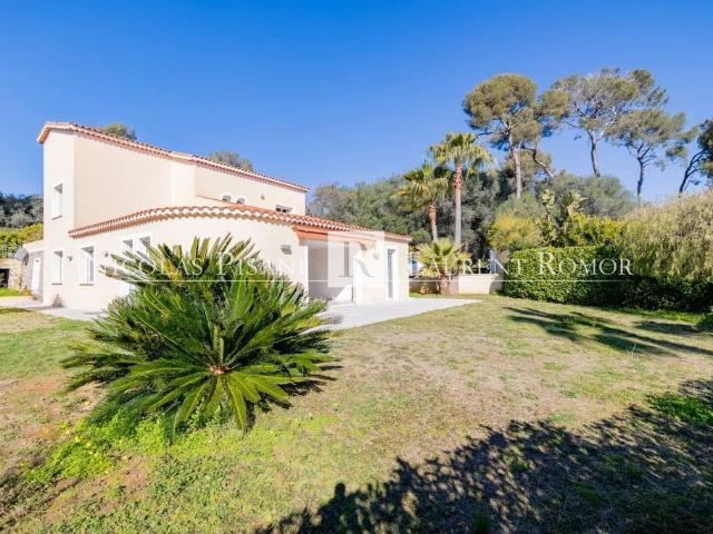 Villa de luxe de 6 pièces en vente Nice, Provence Alpes Côte d'Azur