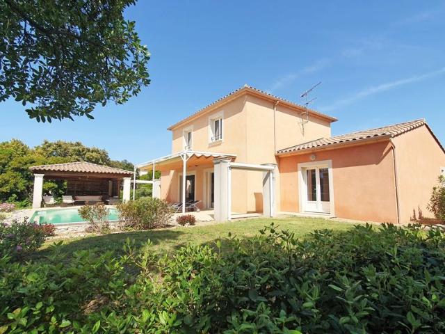 Villa de luxe de 6 pièces en vente Nîmes, Occitanie
