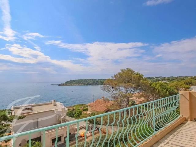 Villa de luxe de 6 pièces en vente Antibes, Provence Alpes Côte d'Azur