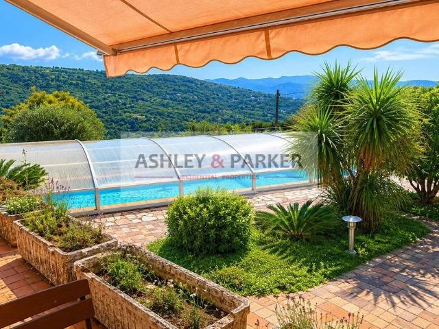 Villa de luxe de 6 pièces en vente Bendejun, France