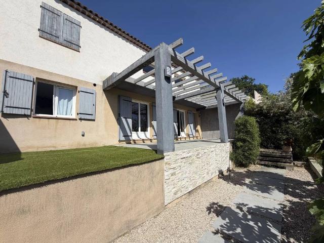 Villa de luxe de 6 pièces en vente Berre les Alpes, Provence Alpes Côte d'Azur
