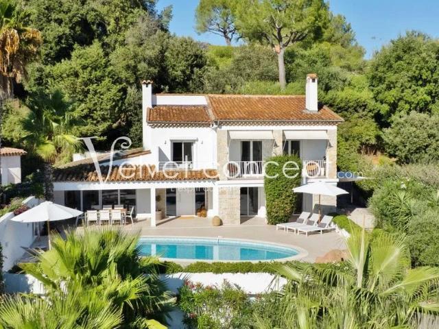 Villa de luxe de 6 pièces en vente Biot, Provence Alpes Côte d'Azur