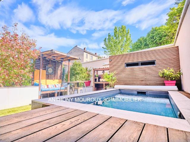 Villa de luxe de 6 pièces en vente Bourg en Bresse, France